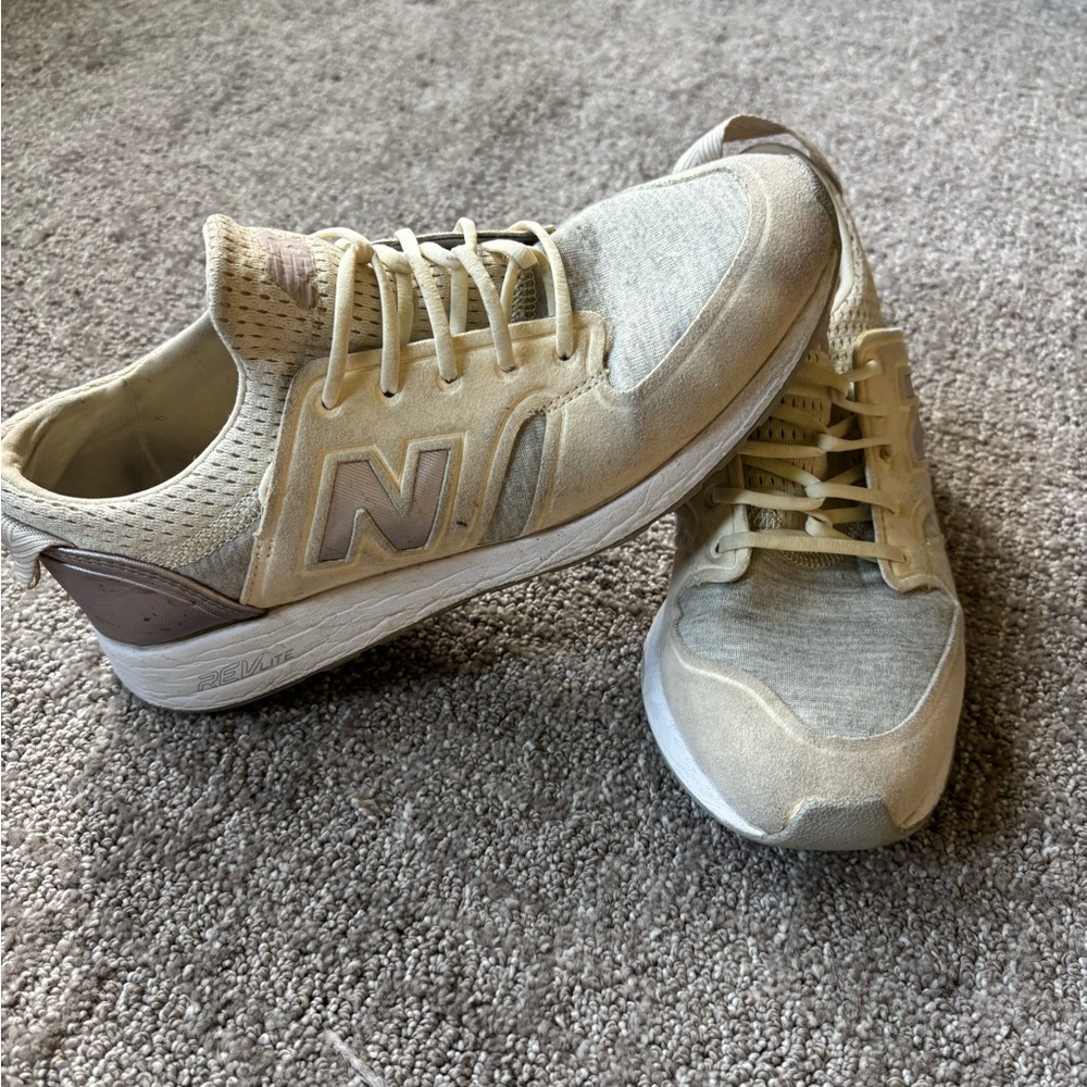 New Balance Cream Casual Sneakers